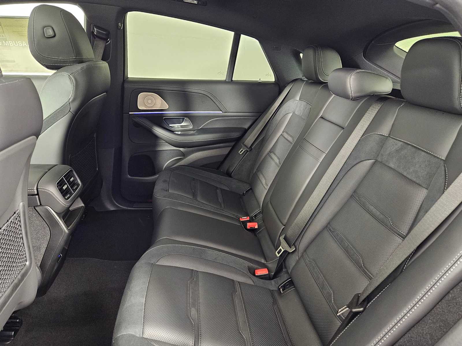 Thumbnail: 2025 Mercedes-Benz GLE - 18