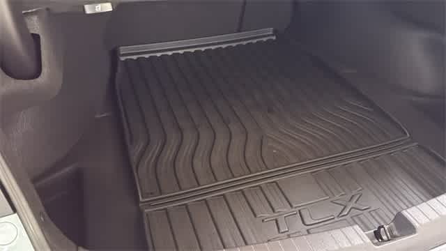 Thumbnail: 2015 Acura TLX - 30