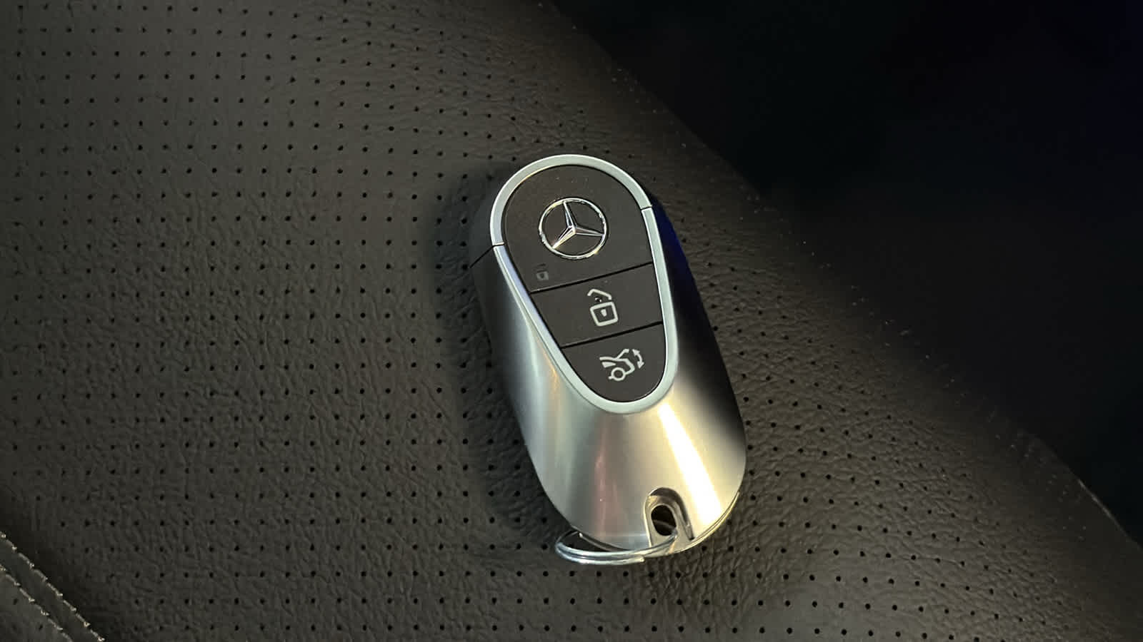 Thumbnail: 2026 Mercedes-Benz GLC - 35