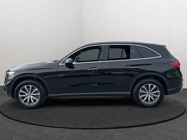 Thumbnail: 2026 Mercedes-Benz GLC - 3
