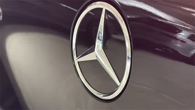 Thumbnail: 2023 Mercedes-Benz EQS - 9