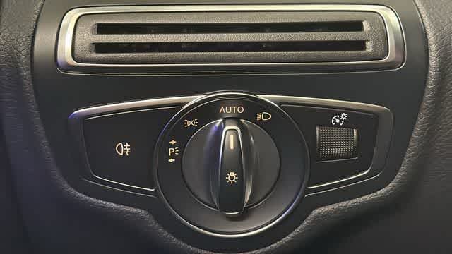 Thumbnail: 2021 Mercedes-Benz C-Class - 17