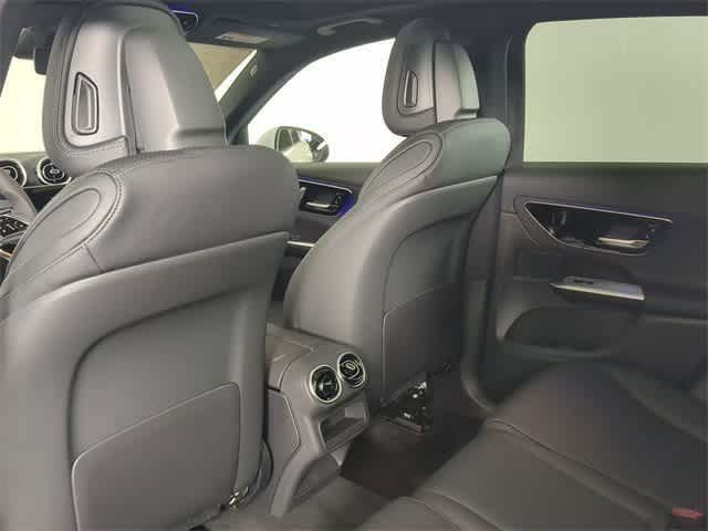 Thumbnail: 2026 Mercedes-Benz GLC - 18