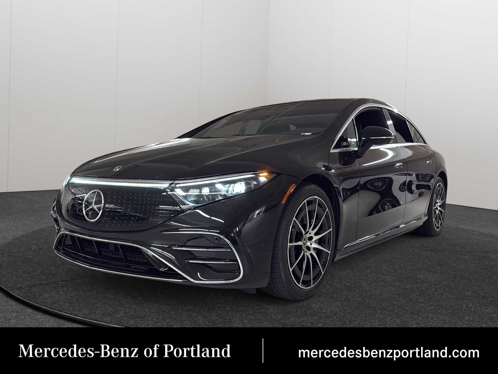 Thumbnail: 2025 Mercedes-Benz EQS - 1