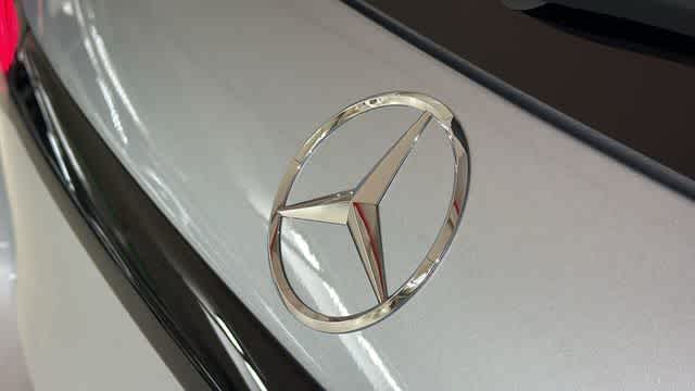 Thumbnail: 2026 Mercedes-Benz GLC - 9