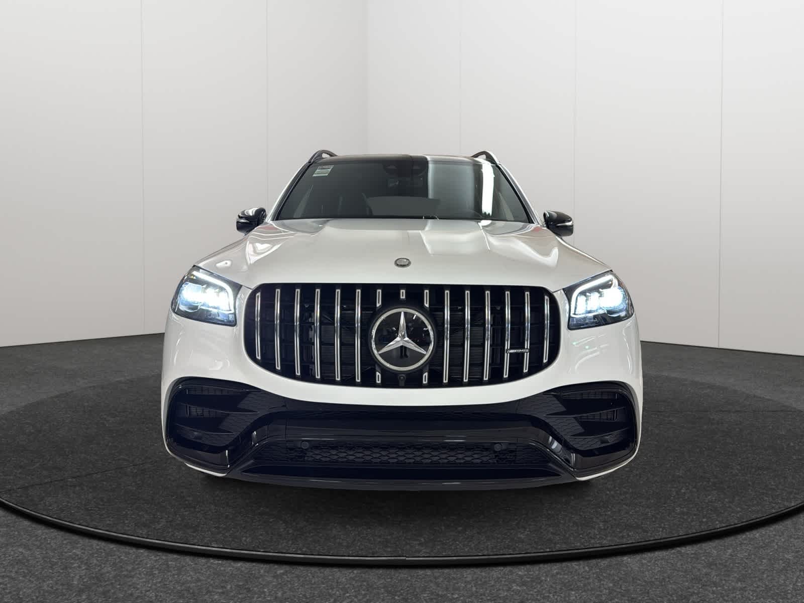 Thumbnail: 2026 Mercedes-Benz GL-Class - 2