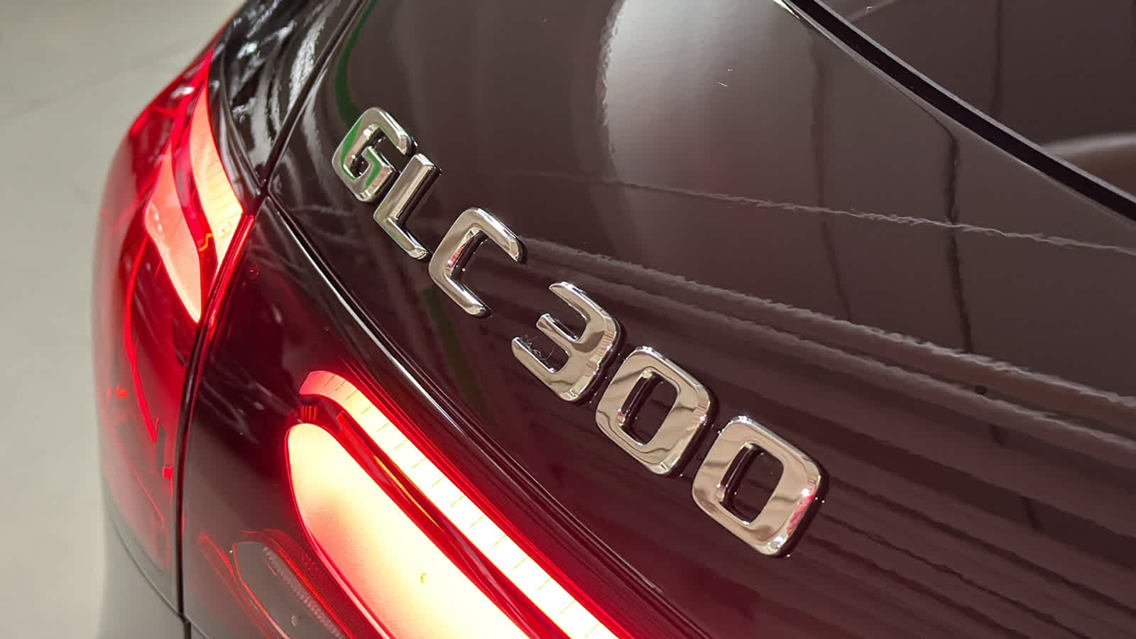 Thumbnail: 2026 Mercedes-Benz GLC - 11