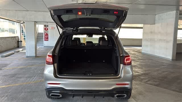 Thumbnail: 2022 Mercedes-Benz GLC - 8