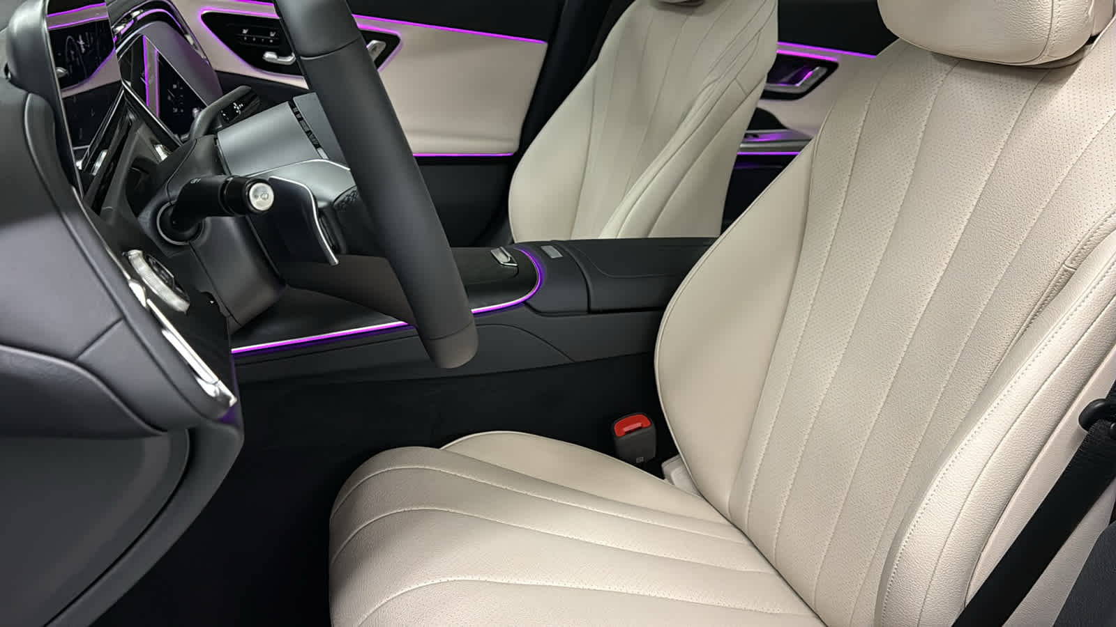 Thumbnail: 2026 Mercedes-Benz E-Class - 25