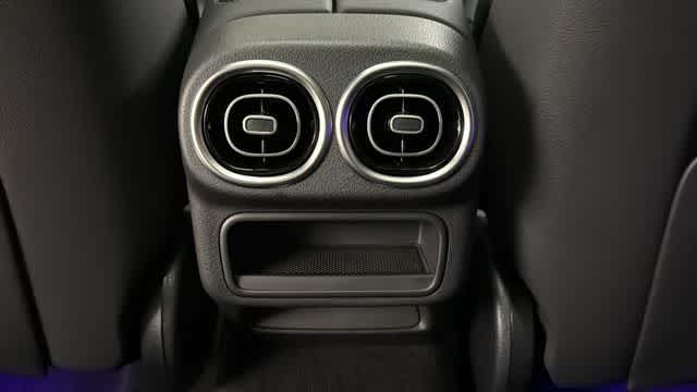 Thumbnail: 2026 Mercedes-Benz GLC - 27