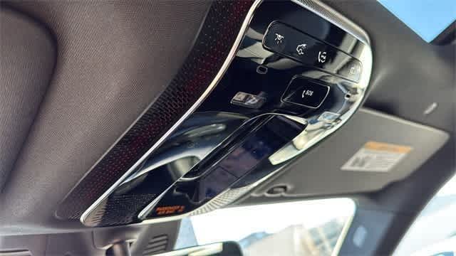 Thumbnail: 2025 Mercedes-Benz GLC - 23