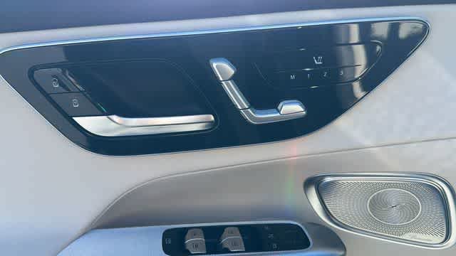 Thumbnail: 2026 Mercedes-Benz GLC - 7