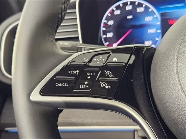 Thumbnail: 2025 Mercedes-Benz GLE - 25