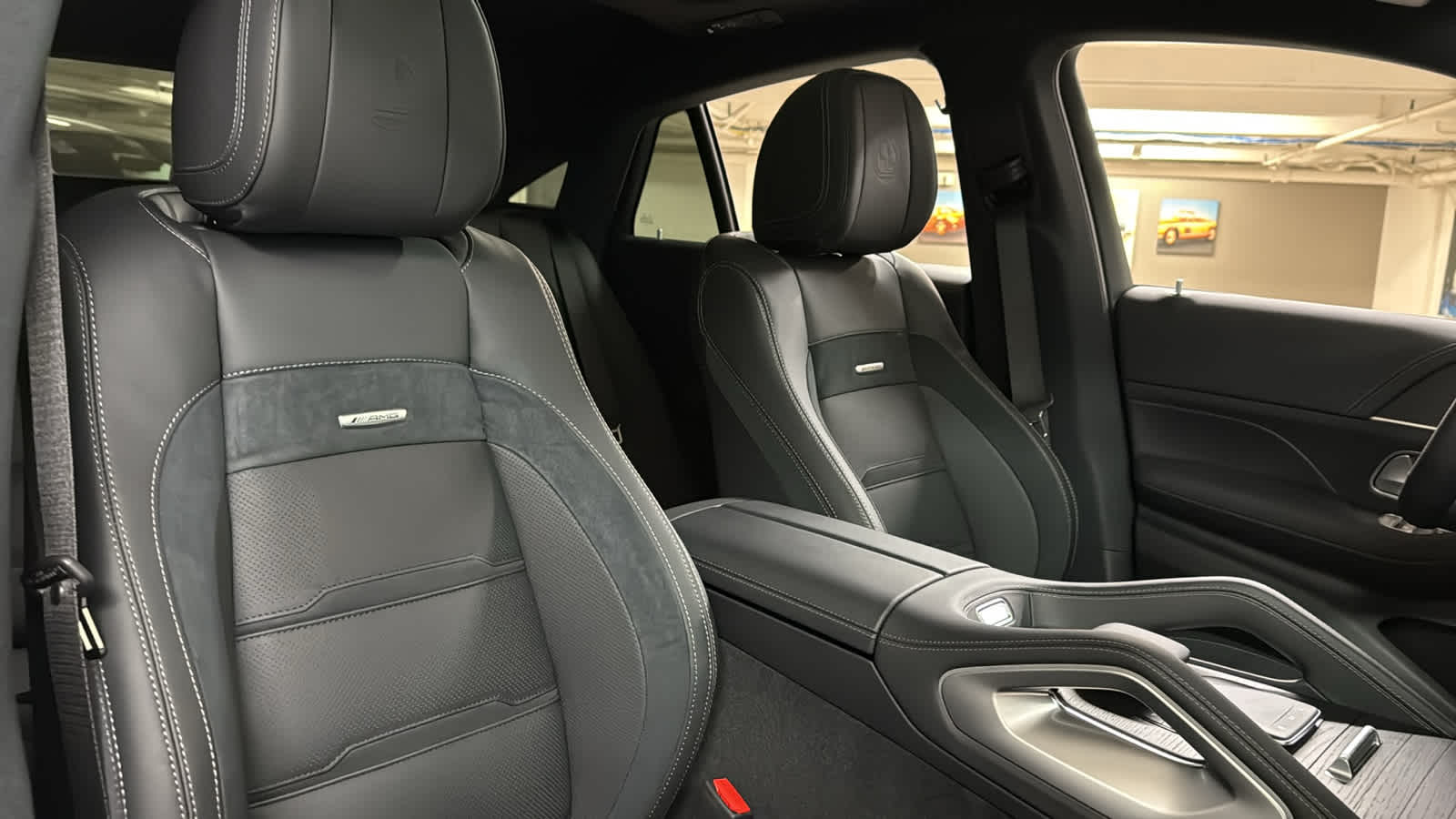 Thumbnail: 2026 Mercedes-Benz GLE - 32