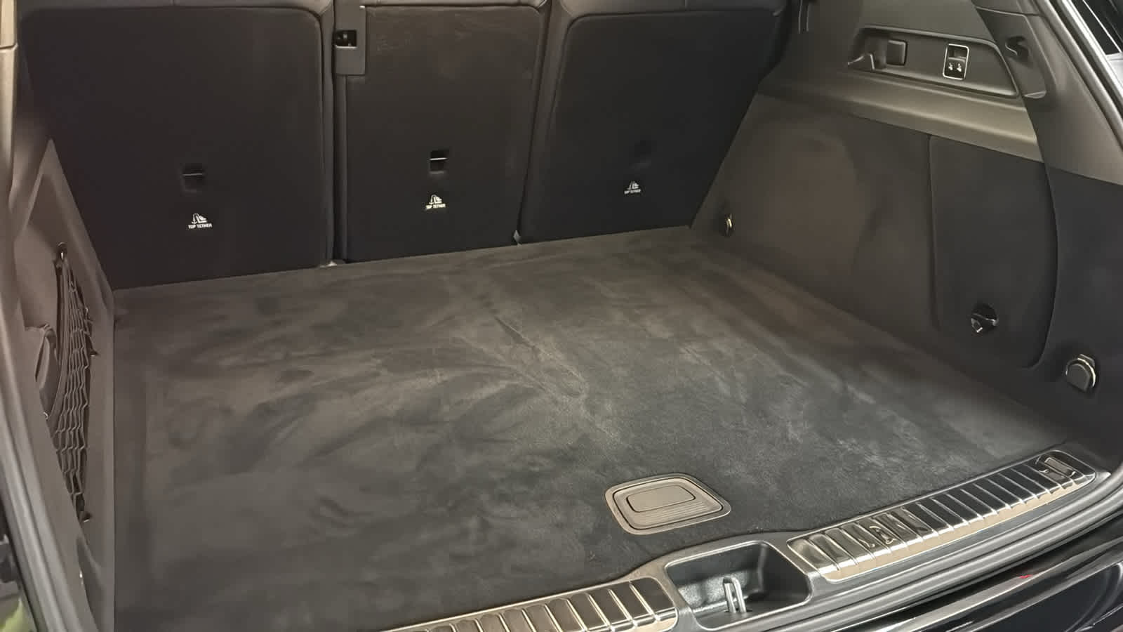 Thumbnail: 2026 Mercedes-Benz GLE - 34