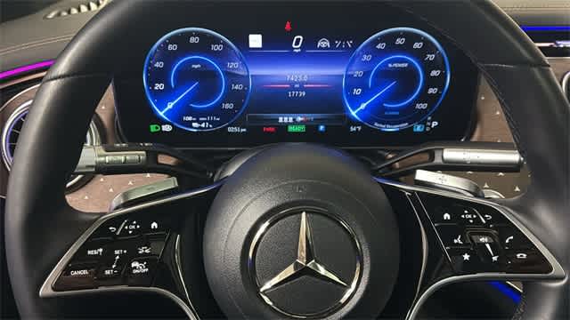 Thumbnail: 2023 Mercedes-Benz EQS - 18