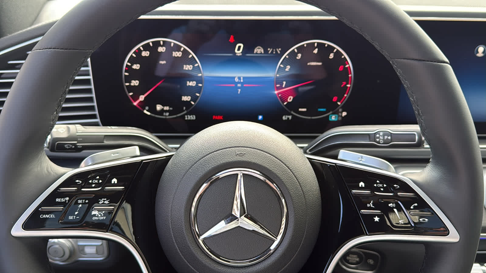 Thumbnail: 2026 Mercedes-Benz GLE - 20