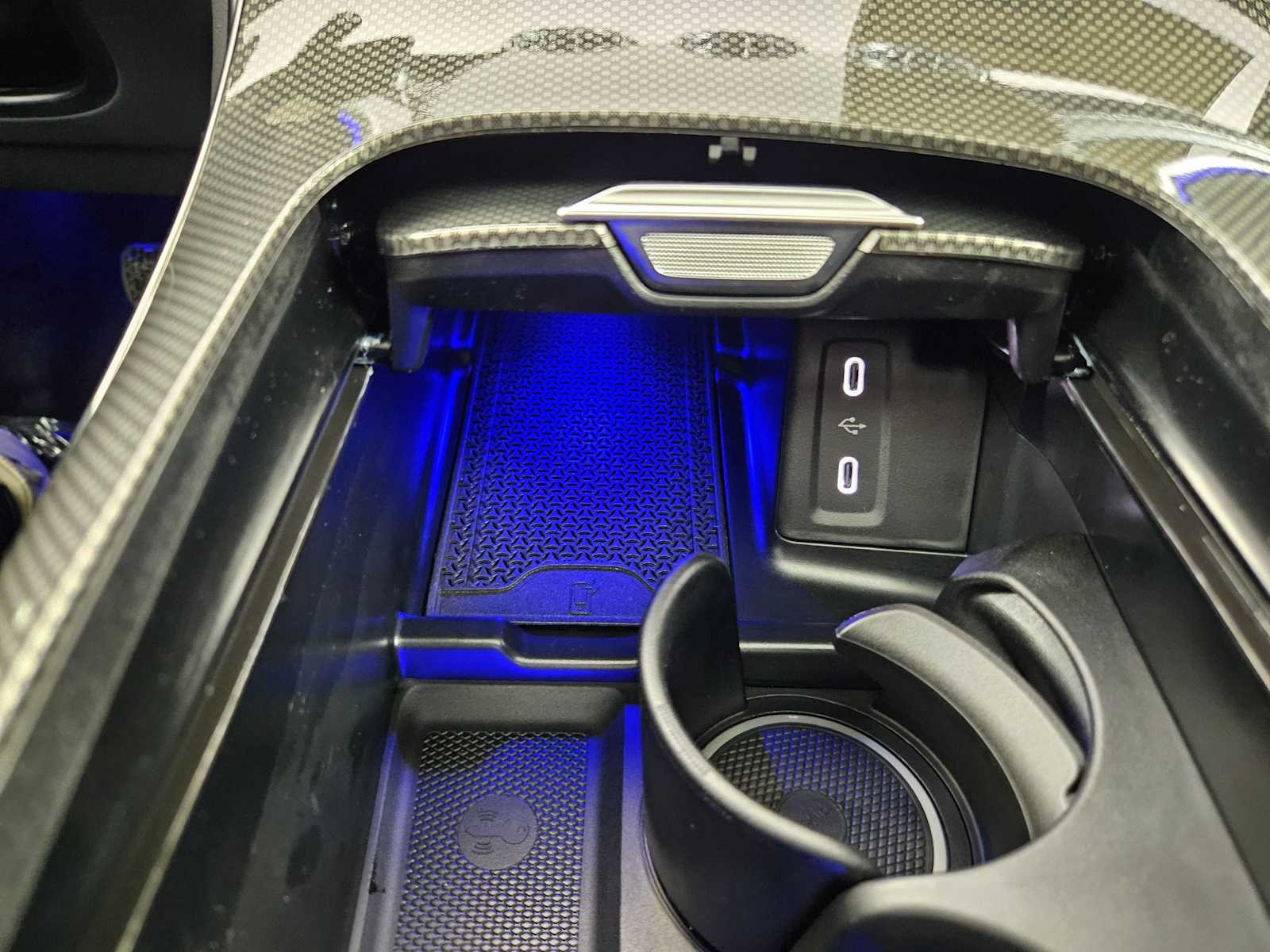 2025 Mercedes-Benz GLC 300 32