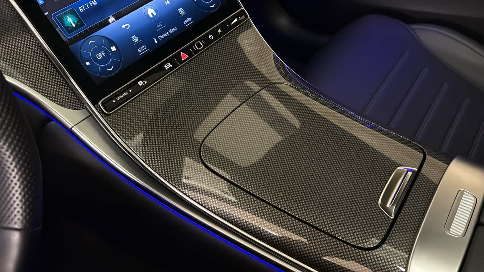 Thumbnail: 2023 Mercedes-Benz GLC - 23