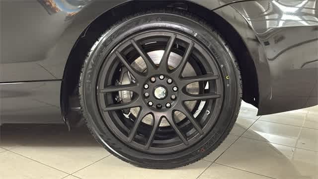 Thumbnail: 2013 BMW 1 Series - 12