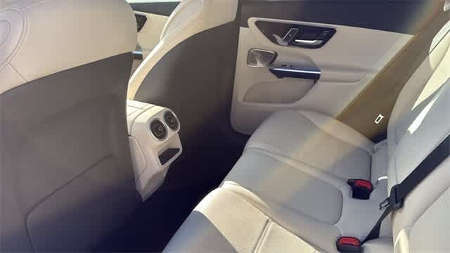 Thumbnail: 2026 Mercedes-Benz GLC - 30