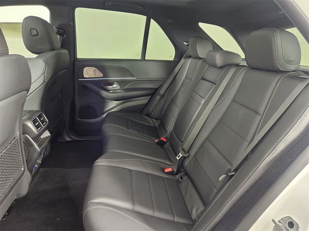 Thumbnail: 2025 Mercedes-Benz GLE - 20