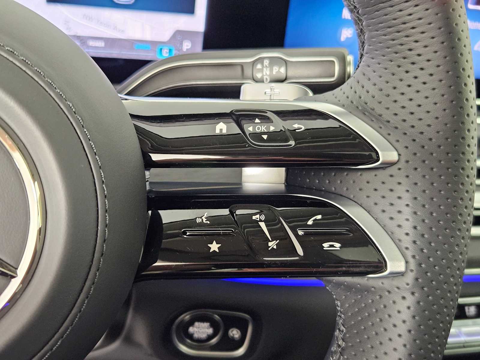 Thumbnail: 2025 Mercedes-Benz GLS - 28