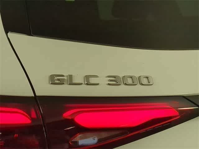 Thumbnail: 2026 Mercedes-Benz GLC - 11