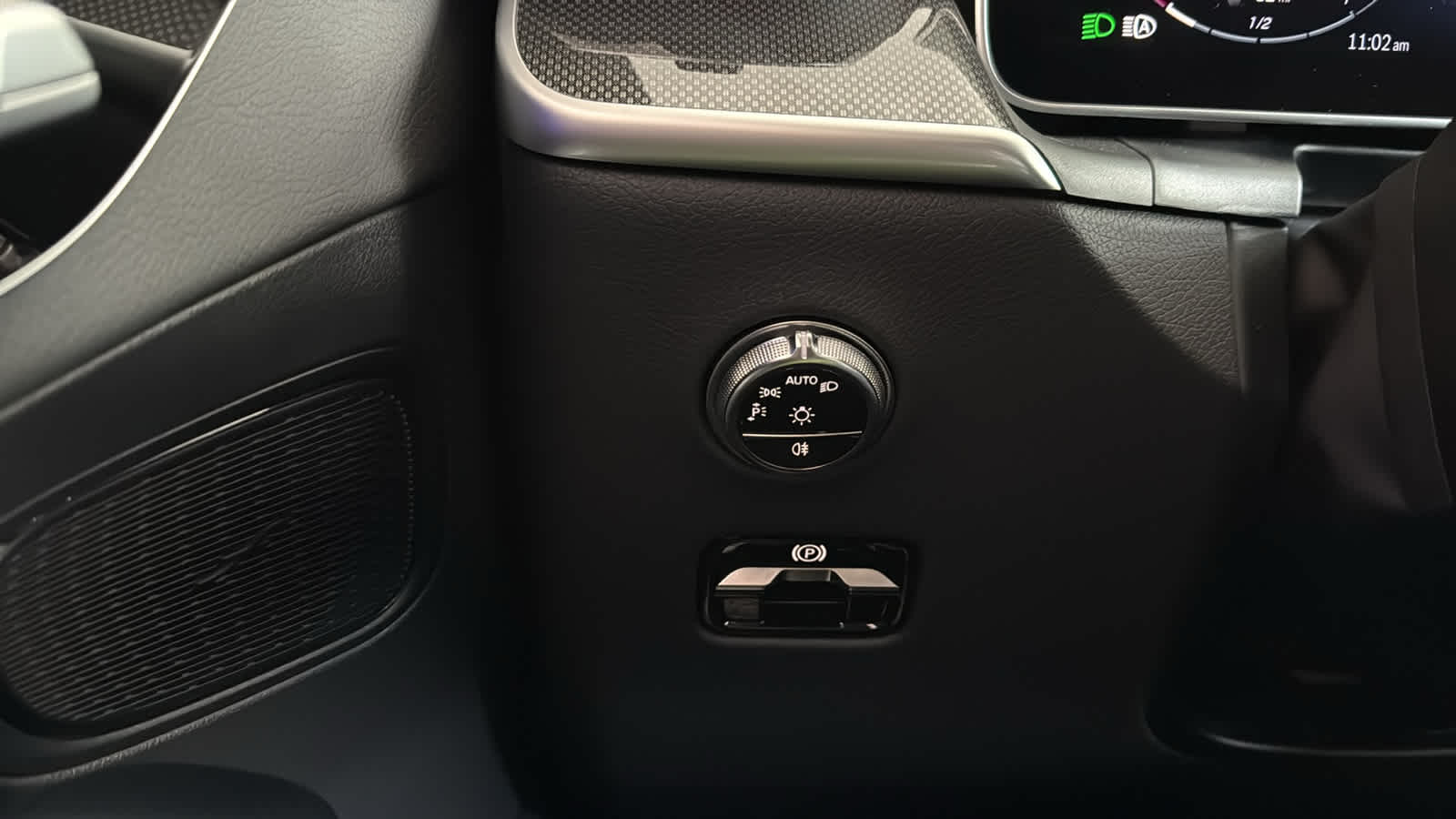 Thumbnail: 2026 Mercedes-Benz GLC - 16