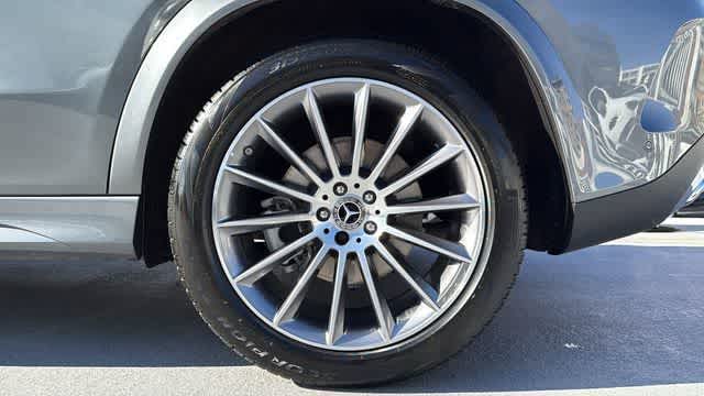 Thumbnail: 2025 Mercedes-Benz GLE - 12