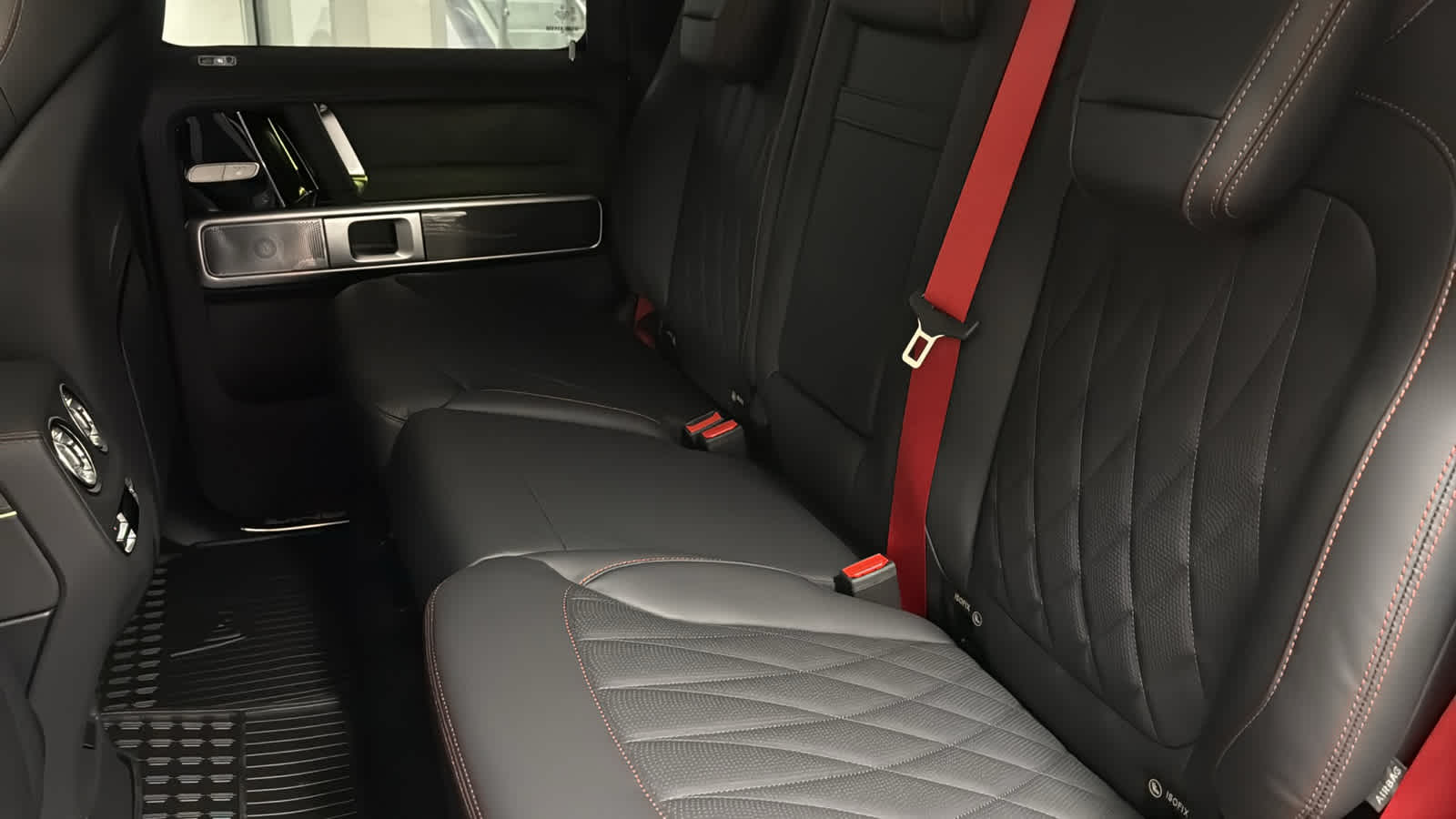 Thumbnail: 2026 Mercedes-Benz G-Class - 33