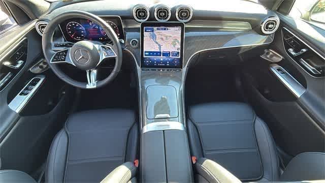 Thumbnail: 2025 Mercedes-Benz GLC - 28