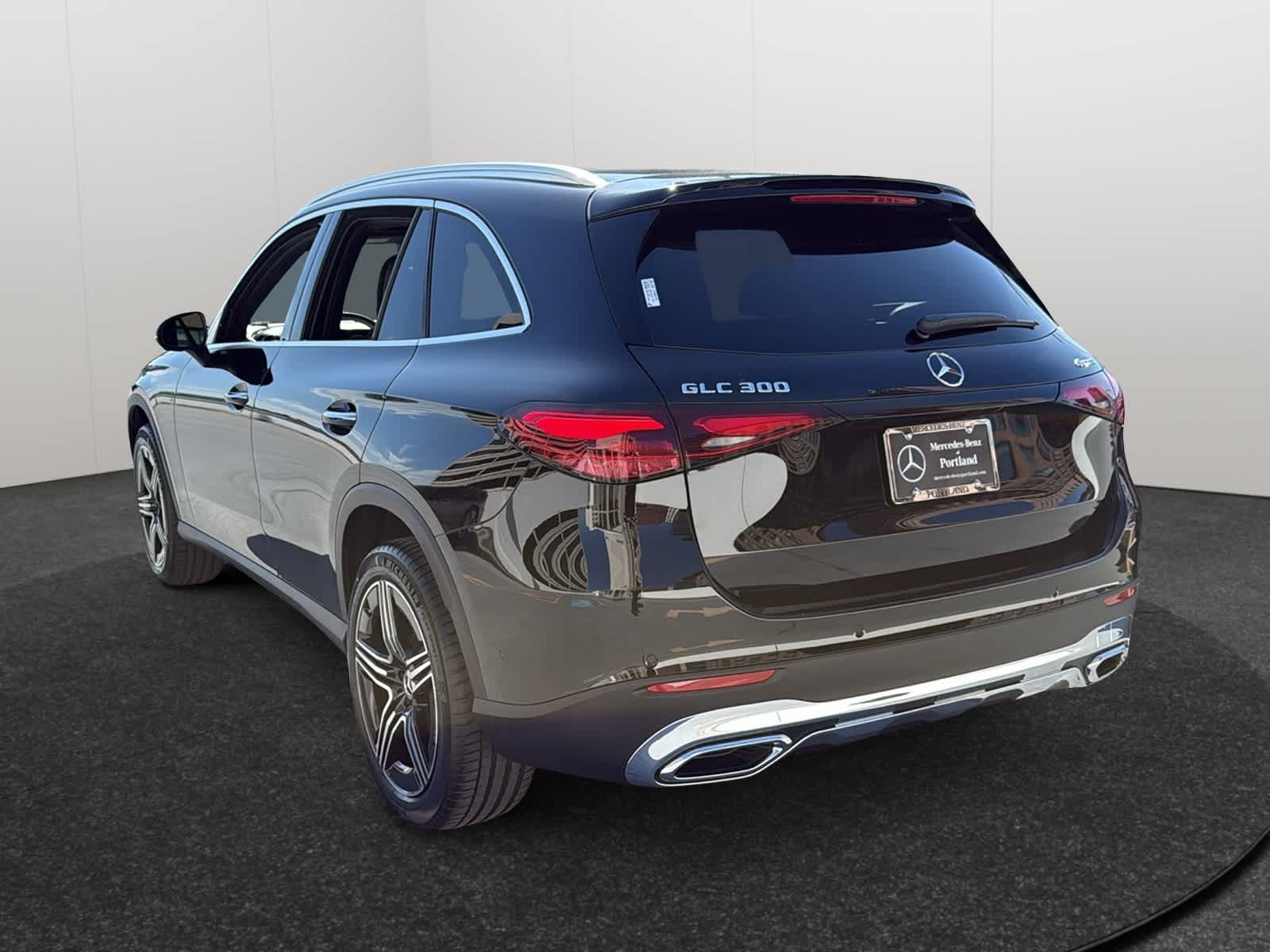 Thumbnail: 2026 Mercedes-Benz GLC - 6