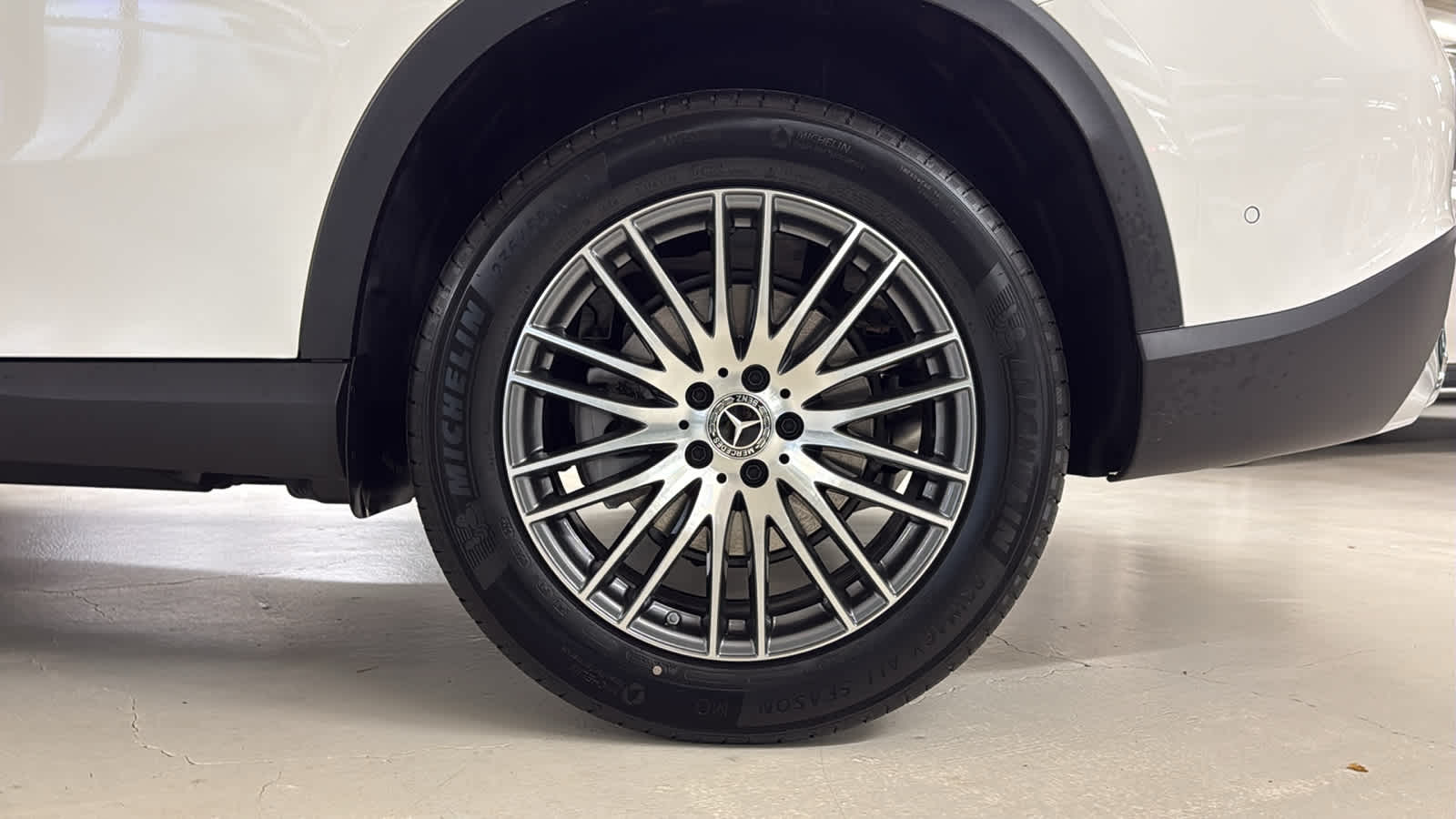 Thumbnail: 2026 Mercedes-Benz GLC - 12