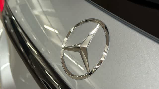 Thumbnail: 2026 Mercedes-Benz GLC - 8