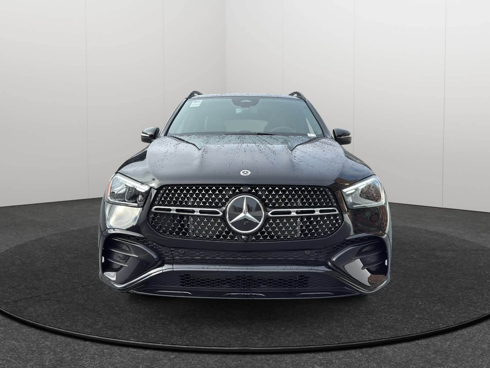 Thumbnail: 2026 Mercedes-Benz GLE - 2