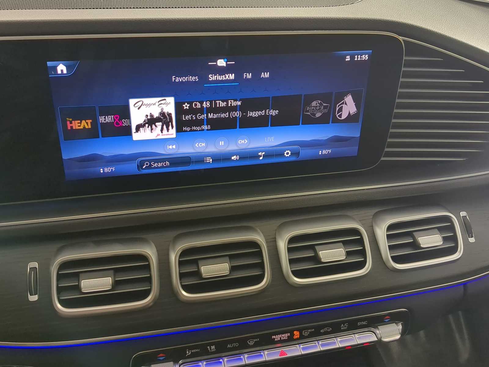 Thumbnail: 2026 Mercedes-Benz GLE - 28