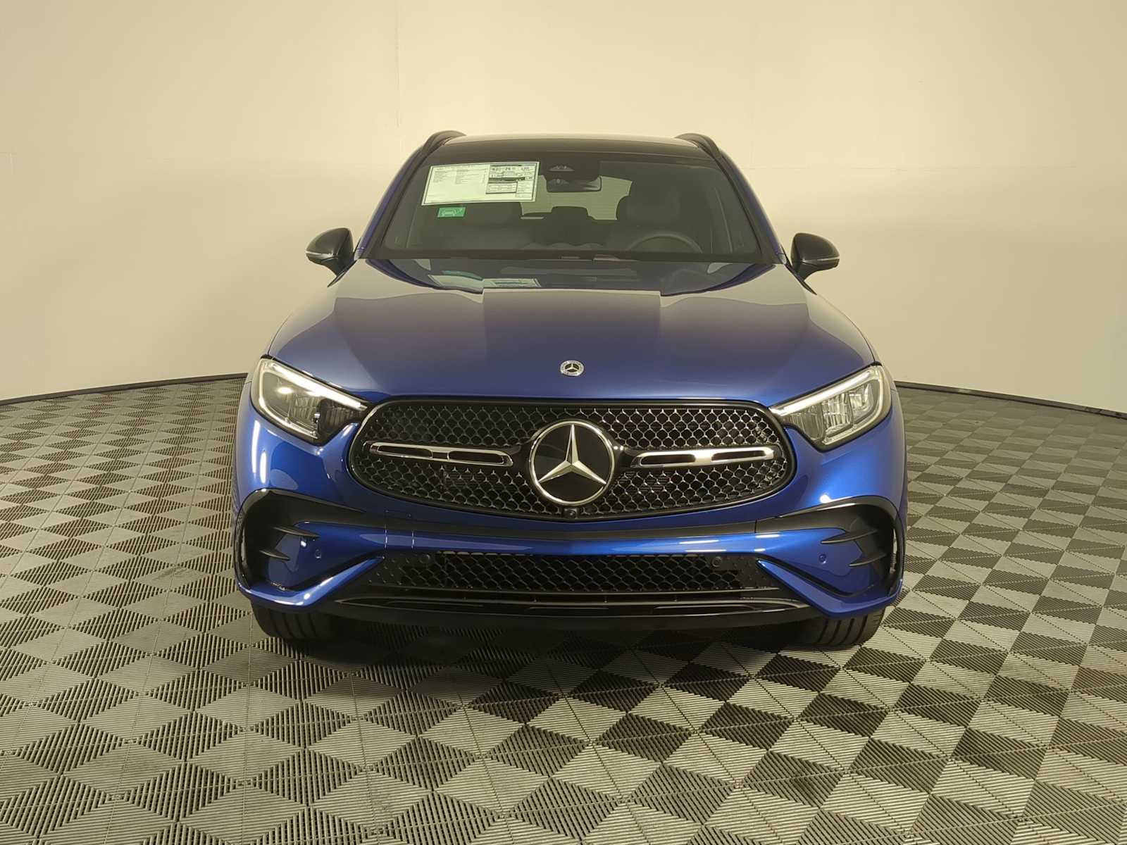 Thumbnail: 2026 Mercedes-Benz GLC - 8