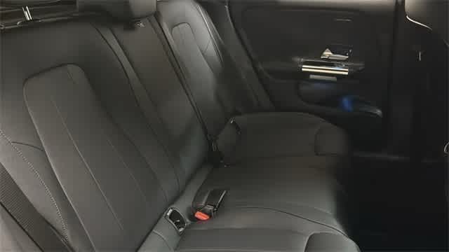 Thumbnail: 2025 Mercedes-Benz GLA - 33