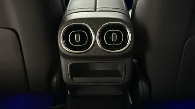 Thumbnail: 2026 Mercedes-Benz GLC - 27