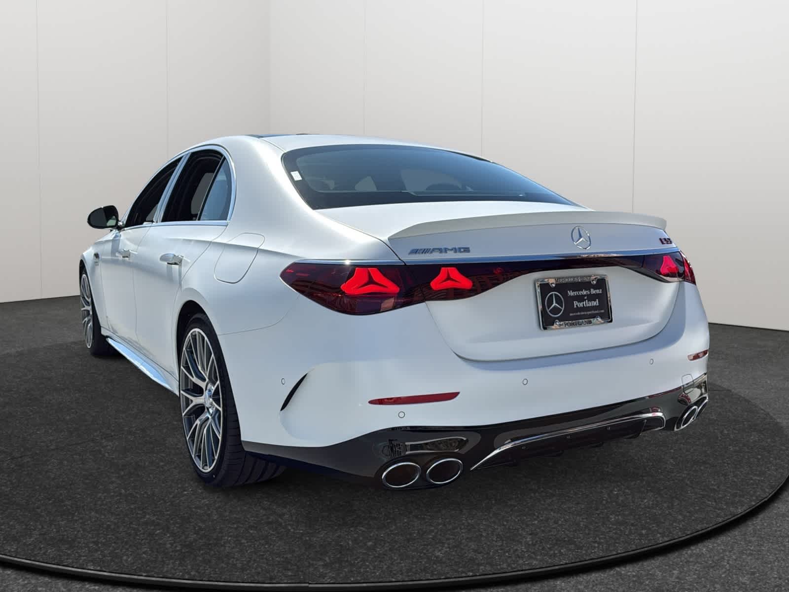 Thumbnail: 2026 Mercedes-Benz E-Class - 6