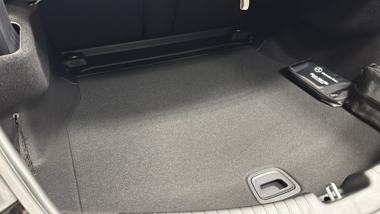 Thumbnail: 2026 Mercedes-Benz CLE - 29