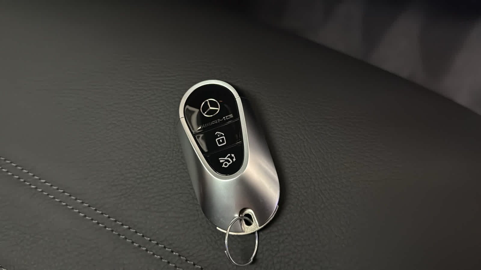 Thumbnail: 2026 Mercedes-Benz GLC - 38