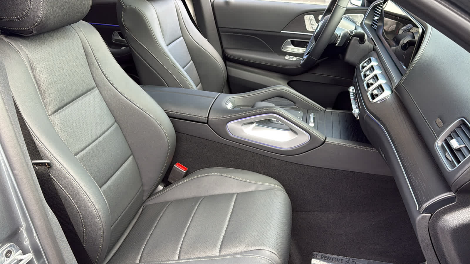 Thumbnail: 2026 Mercedes-Benz GLE - 37