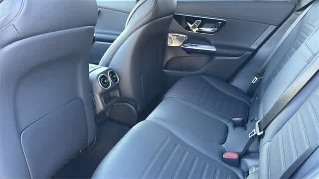 Thumbnail: 2025 Mercedes-Benz GLC - 25