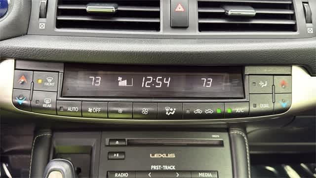 Thumbnail: 2014 Lexus CT - 21