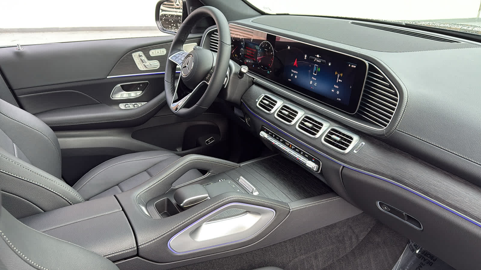 Thumbnail: 2026 Mercedes-Benz GLE - 34