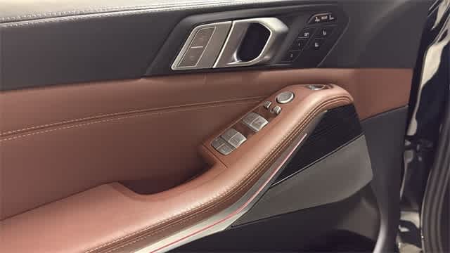 Thumbnail: 2020 BMW X7 - 15