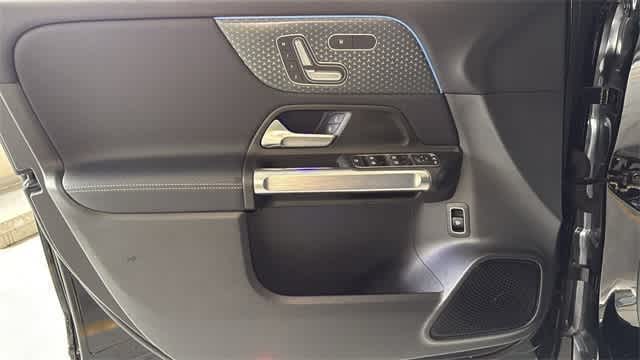 Thumbnail: 2025 Mercedes-Benz GLB - 28