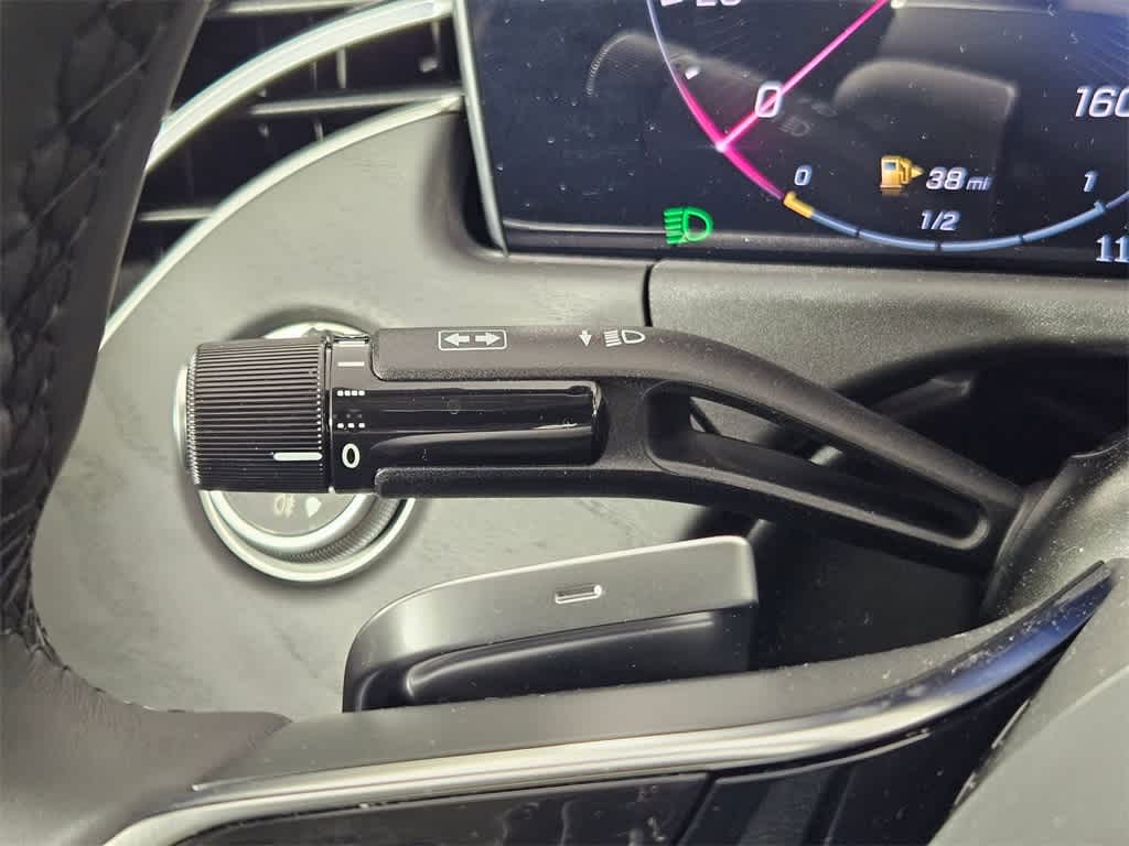 Thumbnail: 2025 Mercedes-Benz E-Class - 27